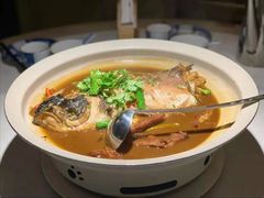 鱼头-水上明月·湖景餐厅