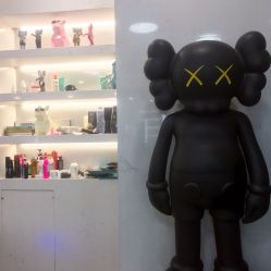 -AYO SALON