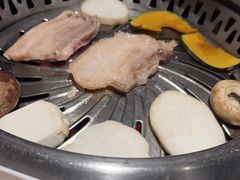 -木槿花韩式炭烤·熟成肉工坊(孙文东路店)