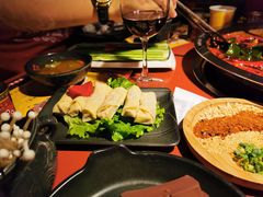 -谭鸭血老火锅(龙湖宝山天街店)