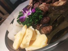 -八珍玉食鸡煲·打边炉(印象城店)