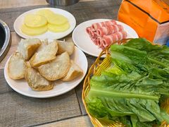 -东记炭炉·海鲜鸡煲(龙华店)