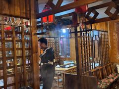 -果松木炭酸菜铜火锅·外婆参鸡汤