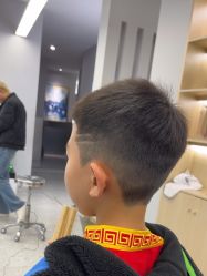 -D.G造型·烫发染发接发