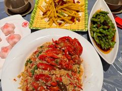 -肥肥虾庄·金牌油焖大虾(杨园滨江时代walk店)