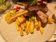 -春树下·树屋花房西餐厅(罍街AS1980店)