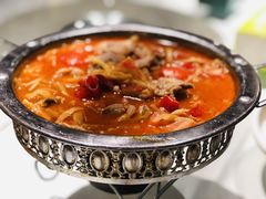 肥牛茄汁-屋顶花园餐厅(步行街老地王大厦店)