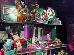 -The Diamond Jubilee Tea Salon at Fortnum & Mason