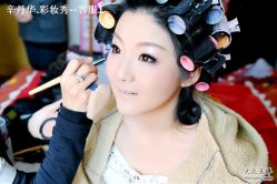 -上海彩妆秀摄影设计有限公司