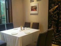 -黔蘑菇四季餐厅(观山湖店)