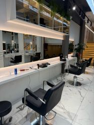 -EMILY 艾米莉 烫染沙龙