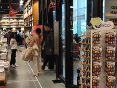 -西西弗书店&矢量咖啡(凯德晶萃广场店)