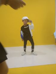 -星光贝贝中韩专业婚纱摄影(沭河大街店)