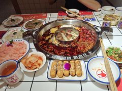 -贤合庄卤味火锅(安吉万达店)