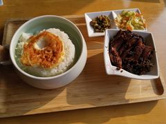传统芽菜扣肉饭套餐-嘉和一品粥(马家堡店)