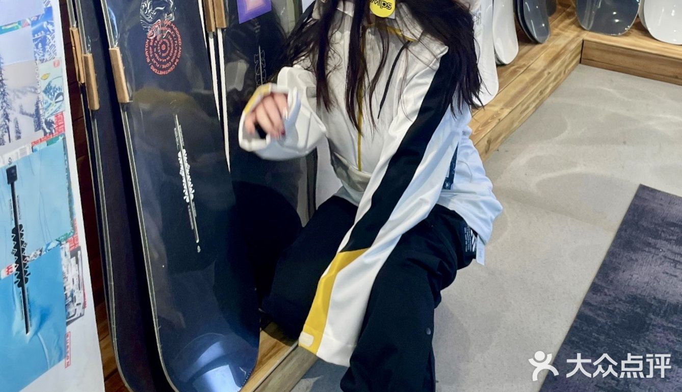 🏂滑雪季is coming 酷飒滑雪服看这里👀