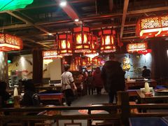 大堂-矮板凳老火锅(宽窄巷子店)