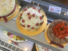 -花花卷卷·鲜食蛋糕(静安久光百货店)