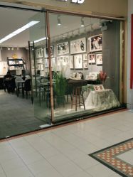 -伯爵婚纱摄影(光谷店)