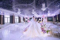 -Color卡诺婚纱礼服馆(南京严选店)