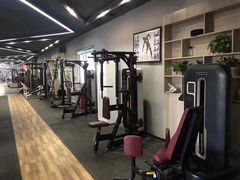 -鸿星健身俱乐部(大学城南亭店)