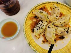 锅贴-苏沪老鸿兴城市饭堂(肇嘉浜路店)