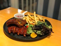BBQ&nbsp;烤猪肋骨薯菜-地中海休闲餐厅