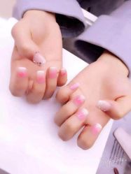 -CM.Nail美甲美睫