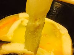 -鲜入围煮花胶鸡海鲜火锅