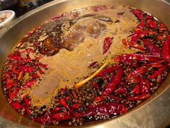 -潮火锅·麻辣牛肉火锅(观音桥方圆·LIVE店)