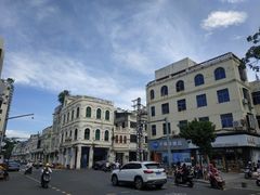 -海口市第一中学