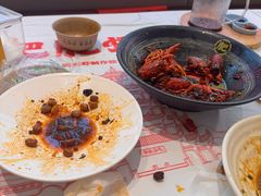 -肥肥虾庄·金牌油焖大虾(汉口城市广场店)