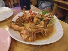 -J Daeng Seafood