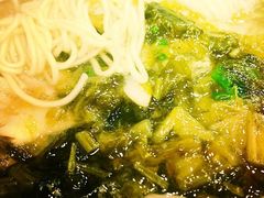 雪菜黄鱼炖面-达博饭店