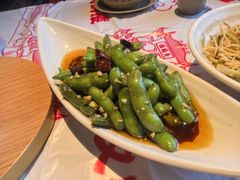 -肥肥虾庄·金牌油焖大虾(汉街SKP店)