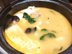 京城酥肉锅-四季民福烤鸭店(西单华威约饭街店)