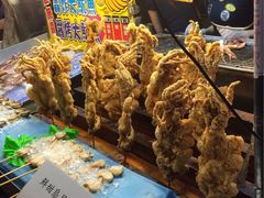 -六合夜市