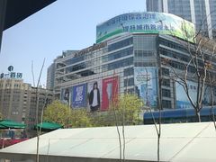 -星巴克(西藏路店)