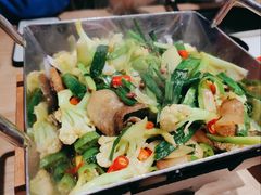 -川堂风·跷脚牛肉·乐山爆炒(宝山日月光店)