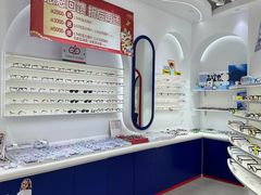 -青聪儿童眼镜(浦江店)