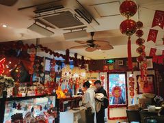 -大头虾越式风味餐厅(光明广场店)