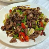 丽江土著带路！这家饭店让我连干三碗饭！