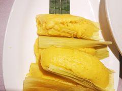 -彩云天云南餐厅