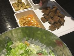 -HIHE Bistro·Oyster Bar(华熙live店)