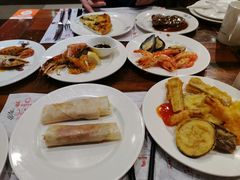 -四海一家自助餐(益田假日广场店)