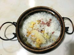 -抚仙湖石锅鱼菌园(明星鱼洞分店)