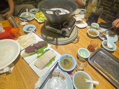 -茸梅路右拐龙虾-农家菜(松江店)