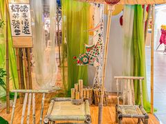 -新百广场(地铁站)