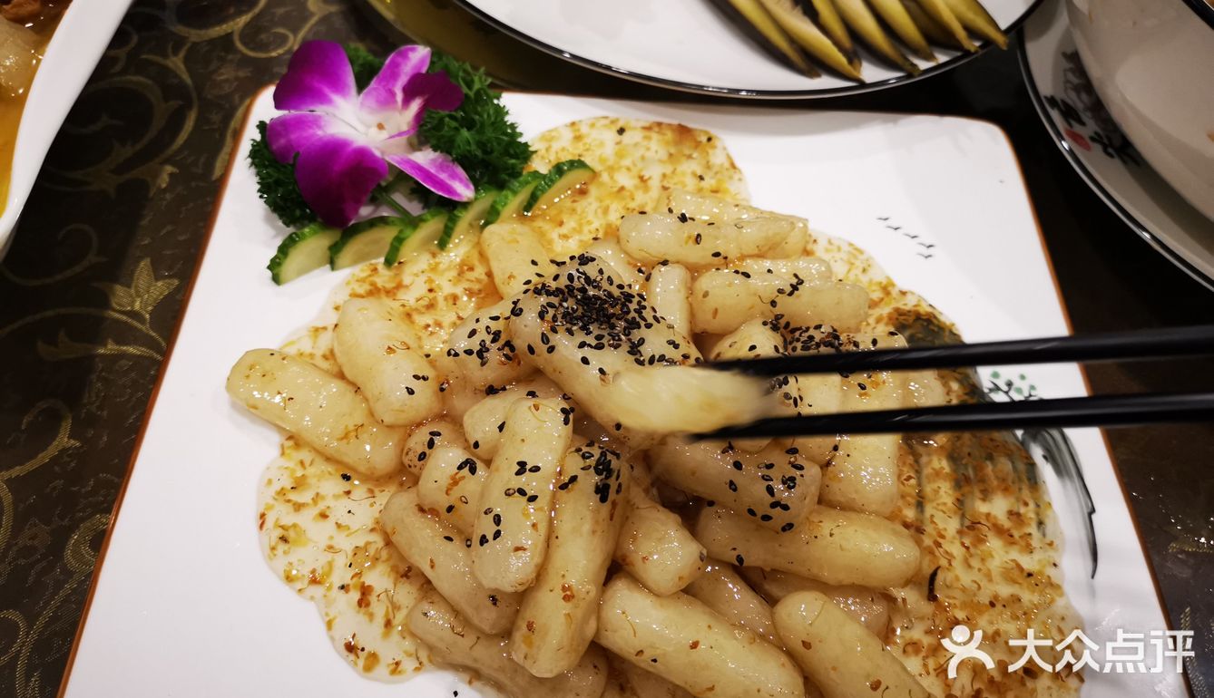 温州探店|温州人爱上素食自助餐厅，透漏一素觉火爆的3个吃点
