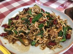 -老道里东北春饼店(红棉路店)